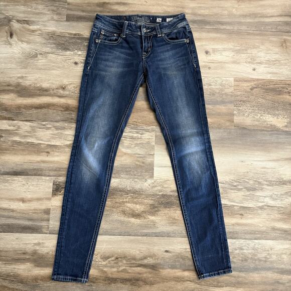 Miss Me Dark Wash Skinny Jeans – Women’s 26 – Embroidered Fleur-de-Lis - Picture 3 of 12